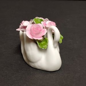 Aynsley Mini Swan Rose Figurine